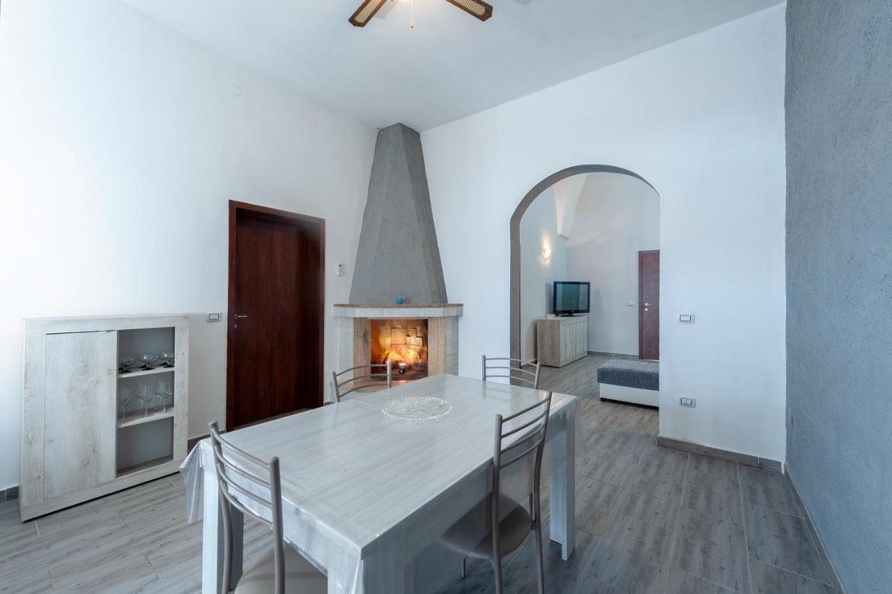 Casa Vacanze Petra Squinzano Exteriör bild